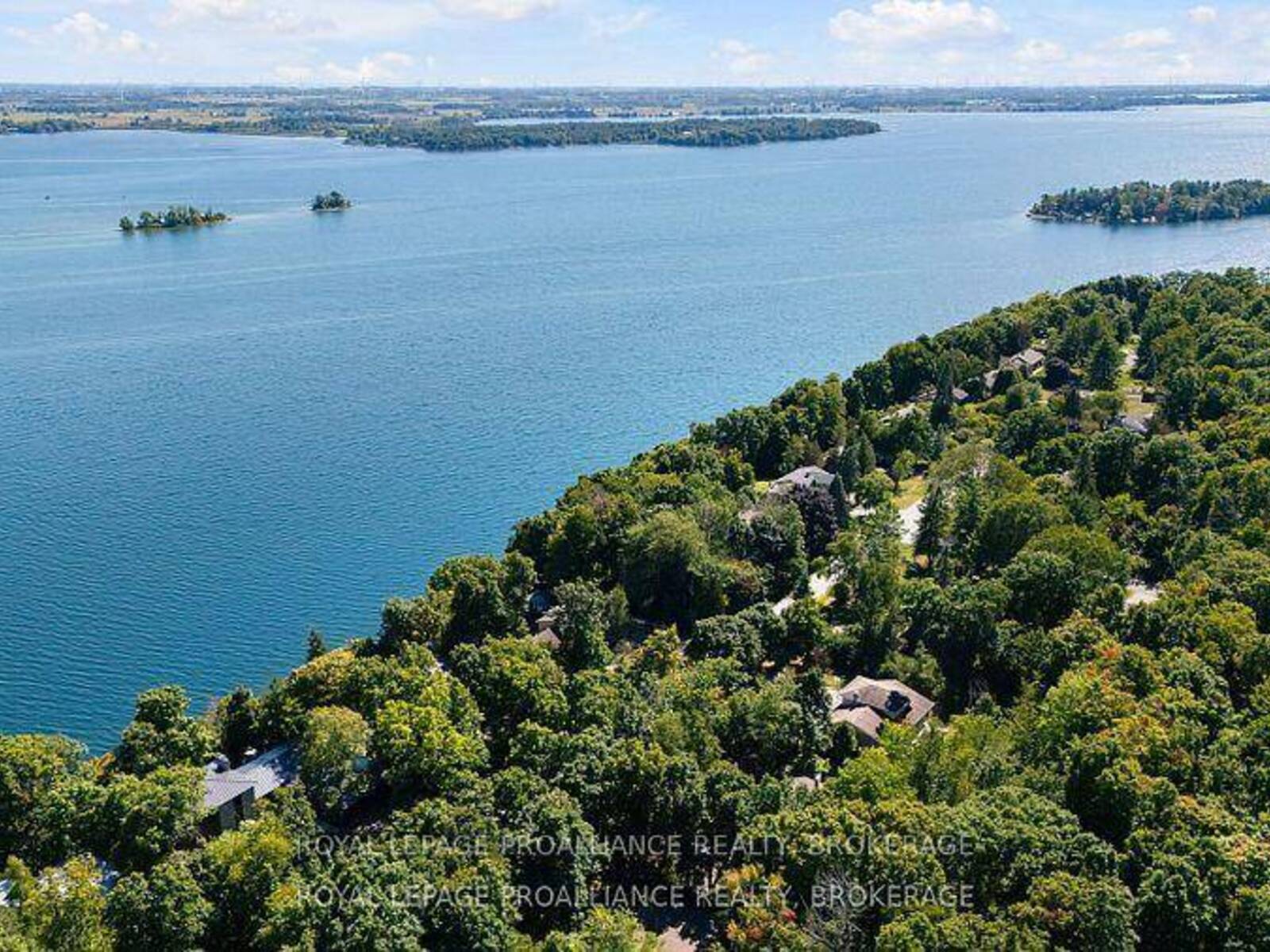 40 RIVERSIDE DRIVE, Kingston, Ontario K7L 4V1