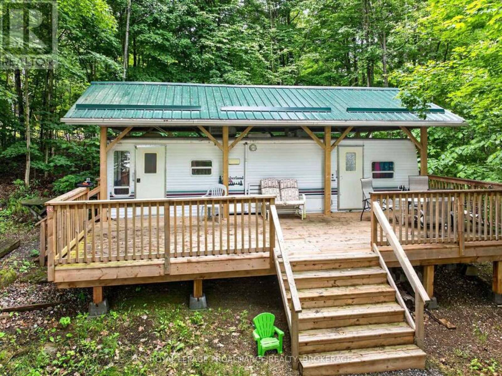 33 - 9 GLENFORD LANE, Central Frontenac, Ontario K0H 1T0