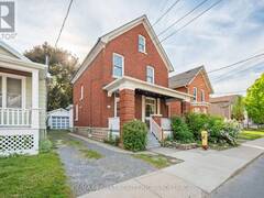 476 VICTORIA STREET Kingston Ontario, K7L 3Z7