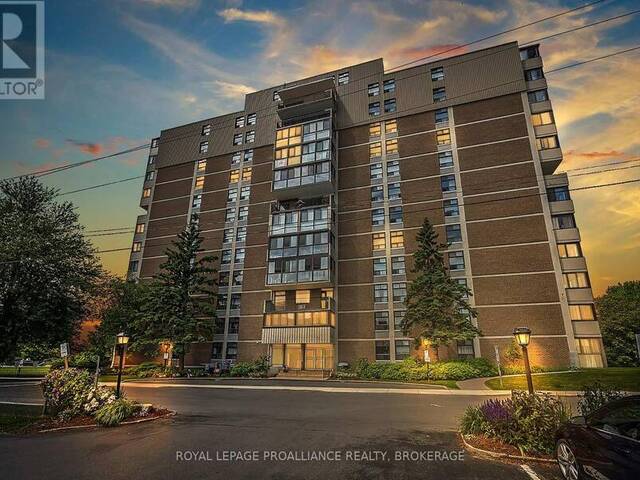 806 - 2 MOWAT AVENUE Kingston Ontario, K7M 1K1 - 3 Bedrooms Waterfront Condo For Sale