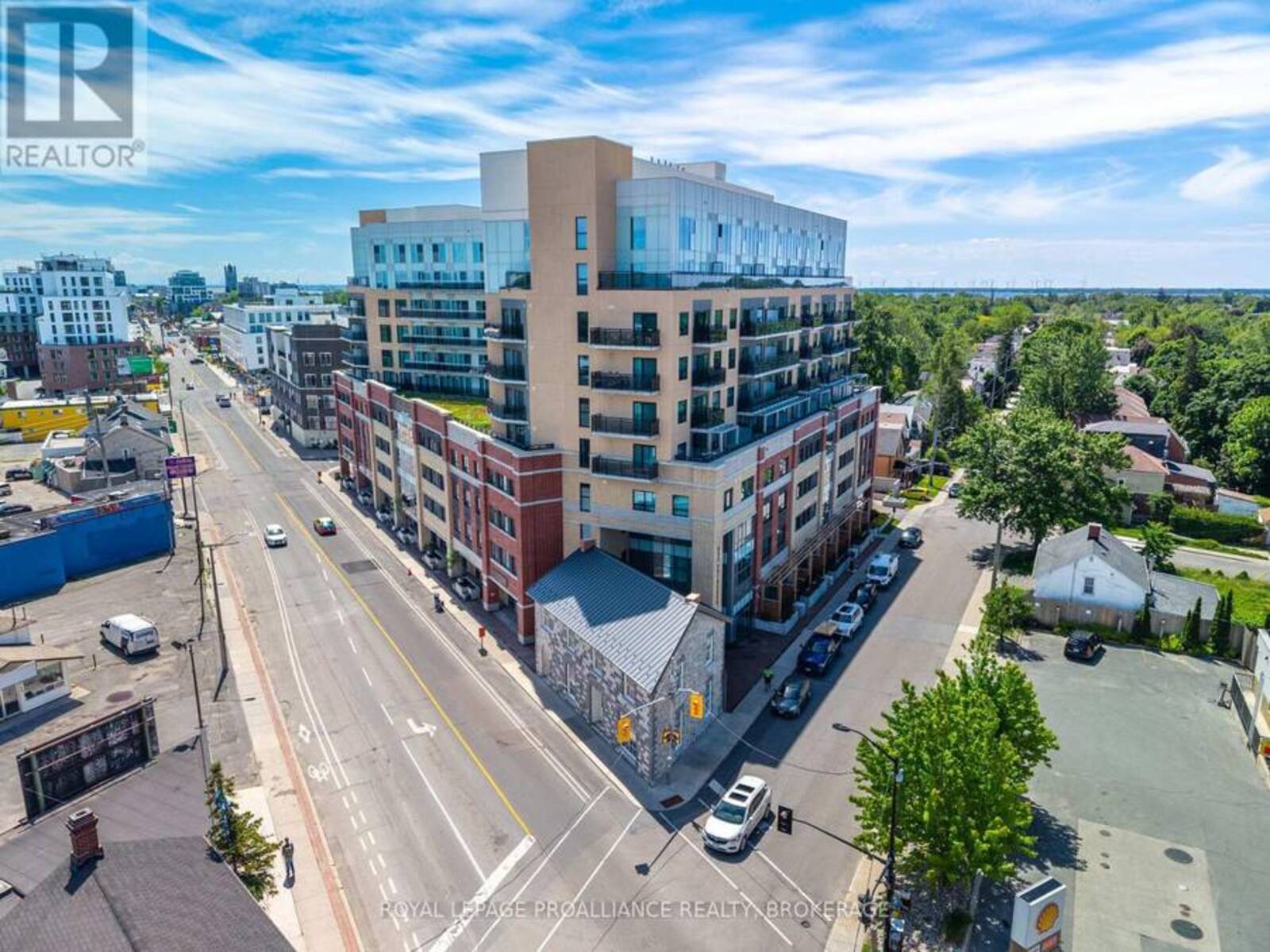 818 - 652 PRINCESS STREET, Kingston, Ontario K7L 1E5