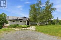 898 COUNTY 12 ROAD | Greater Napanee Ontario | Slide Image Four