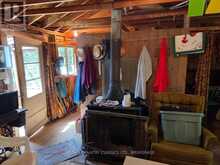860 MAZINAW LAKE | Addington Highlands Ontario | Slide Image Ten