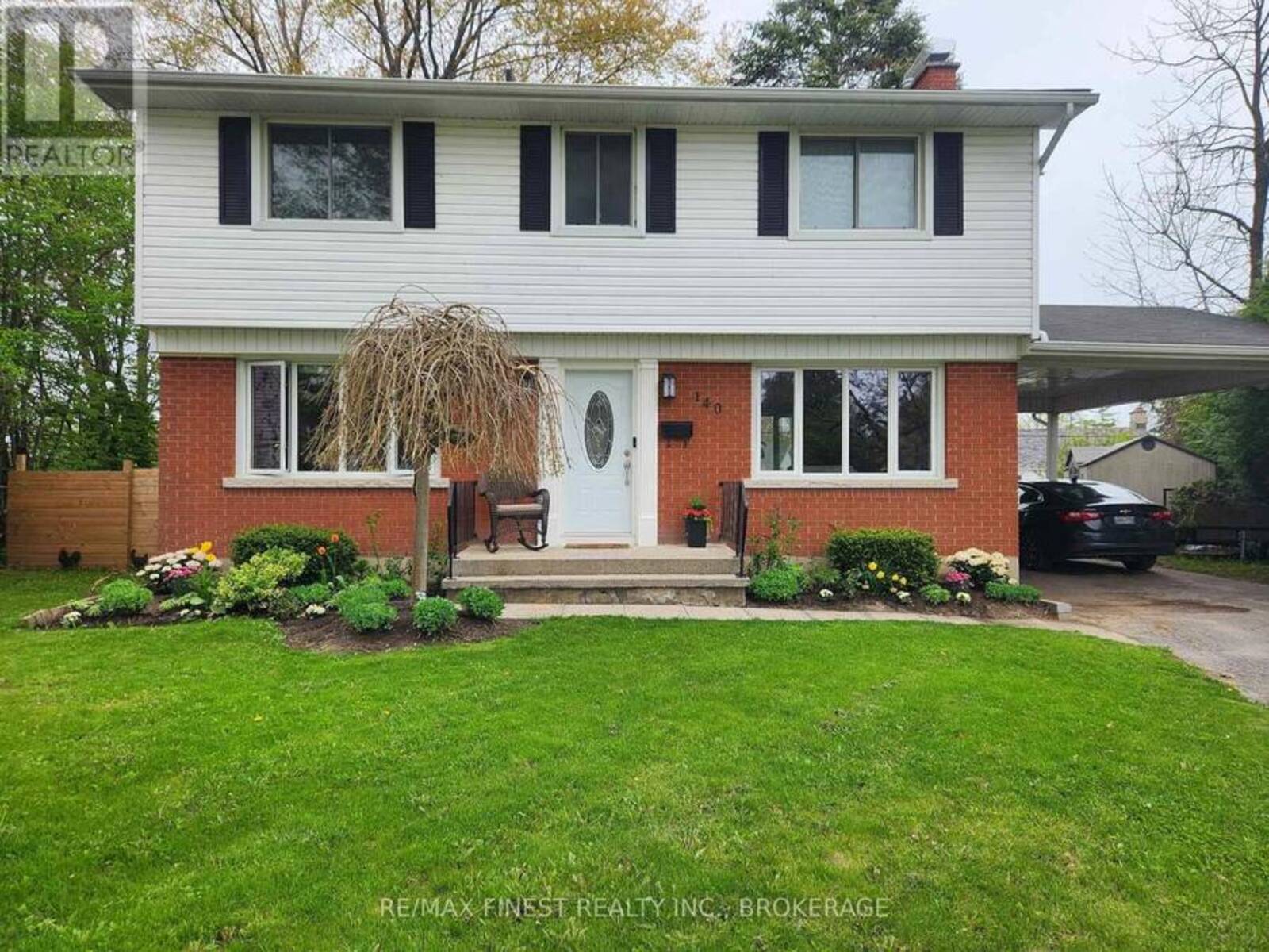 140 FALKIRK TERRACE, Kingston, Ontario K7M 4C2