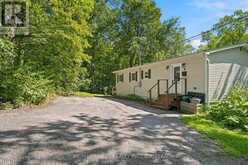 9 MALLARD LANE | Kingston Ontario | Slide Image Two