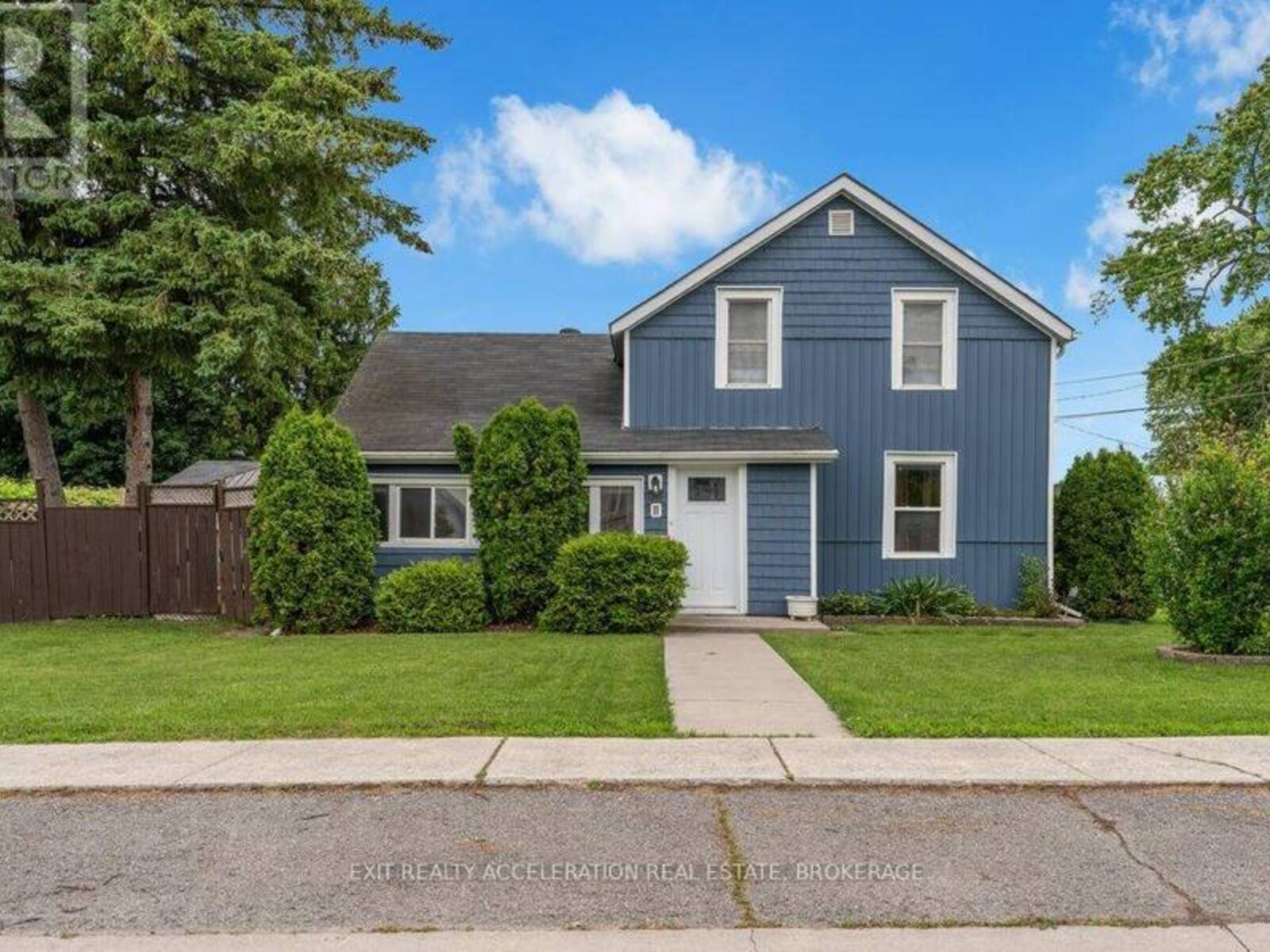 182 WEST STREET, Greater Napanee, Ontario K7R 2P5