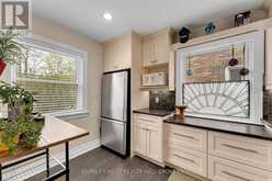 298 COLLEGE STREET | Kingston Ontario | Slide Image Eight