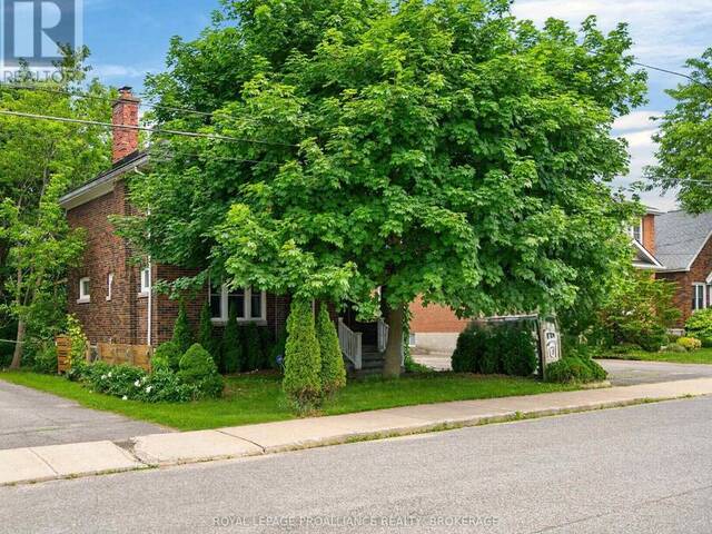 101 NAPIER STREET Kingston Ontario, K7L 4G2 - 3 Bedrooms Home For Sale