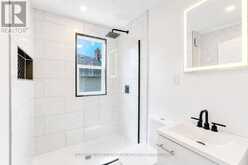 211 RAGLAN ROAD | Kingston Ontario | Slide Image Nineteen
