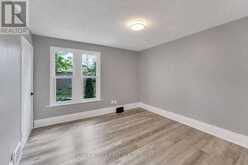 211 RAGLAN ROAD | Kingston Ontario | Slide Image Seventeen