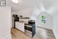 211 RAGLAN ROAD | Kingston Ontario | Slide Image Twenty
