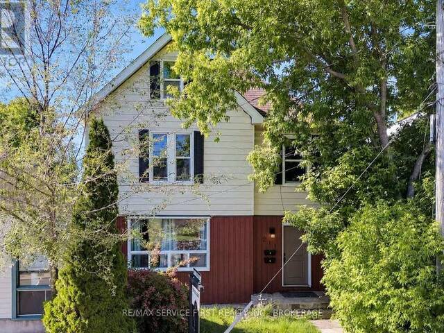 211 RAGLAN ROAD Kingston Ontario, K7K 1L5 - 4 Bedrooms Home For Sale