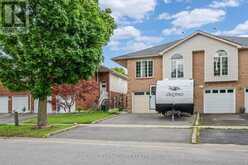 653 BARNSLEY CRESCENT | Kingston Ontario | Slide Image Four