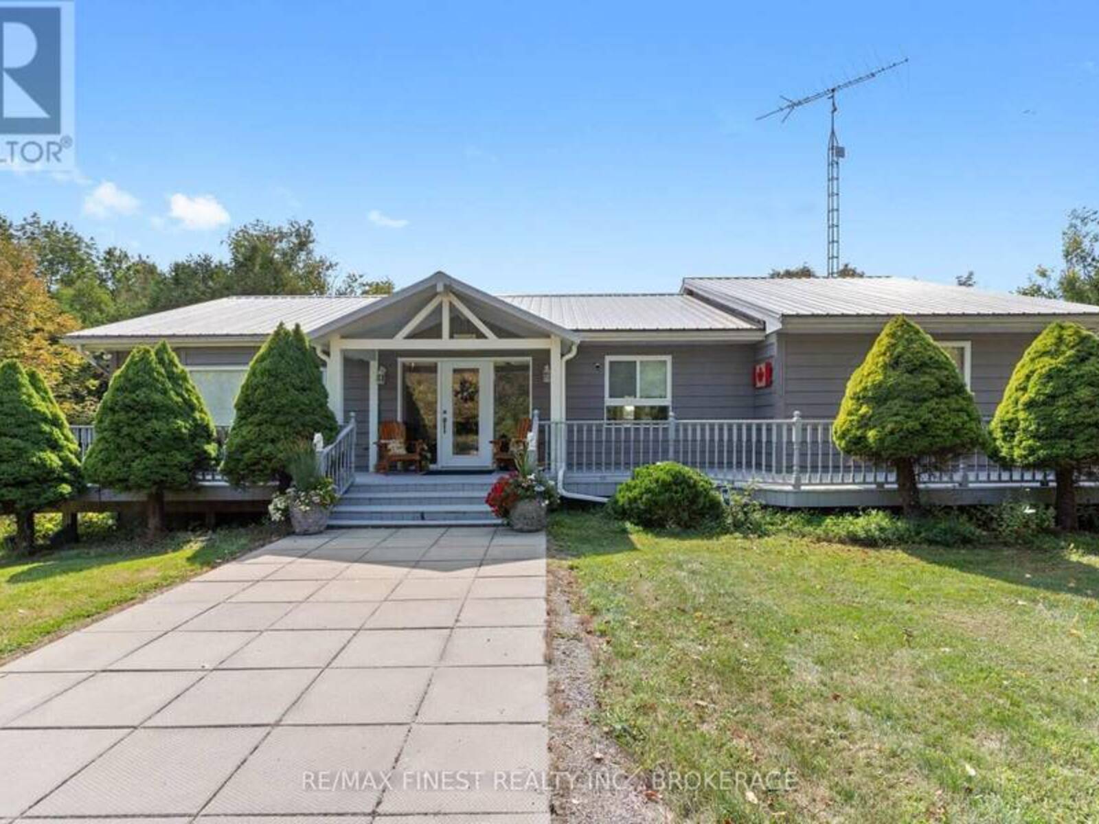 180 NAPANEE ROAD, Tweed, Ontario K0K 2L0