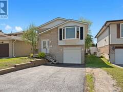 102 GRENADIER DRIVE Kingston Ontario, K7K 6E9