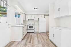 347 KINGSDALE AVENUE | Kingston Ontario | Slide Image Thirteen