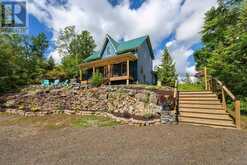 812 BUCK HOLLOW LANE | Leeds and the Thousand Islands Ontario | Slide Image Two