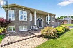 14 APPLE BLOSSOM DRIVE | Brockville Ontario | Slide Image Three