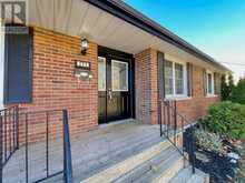 271 CHELSEA ROAD | Kingston Ontario | Slide Image Two