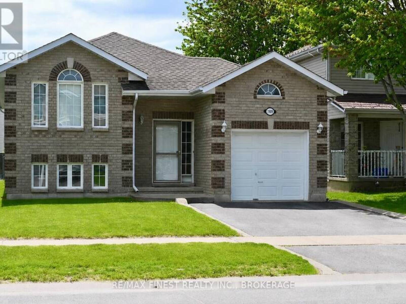 1909 SPINDLEWOOD STREET, Kingston, Ontario K7P 3G5