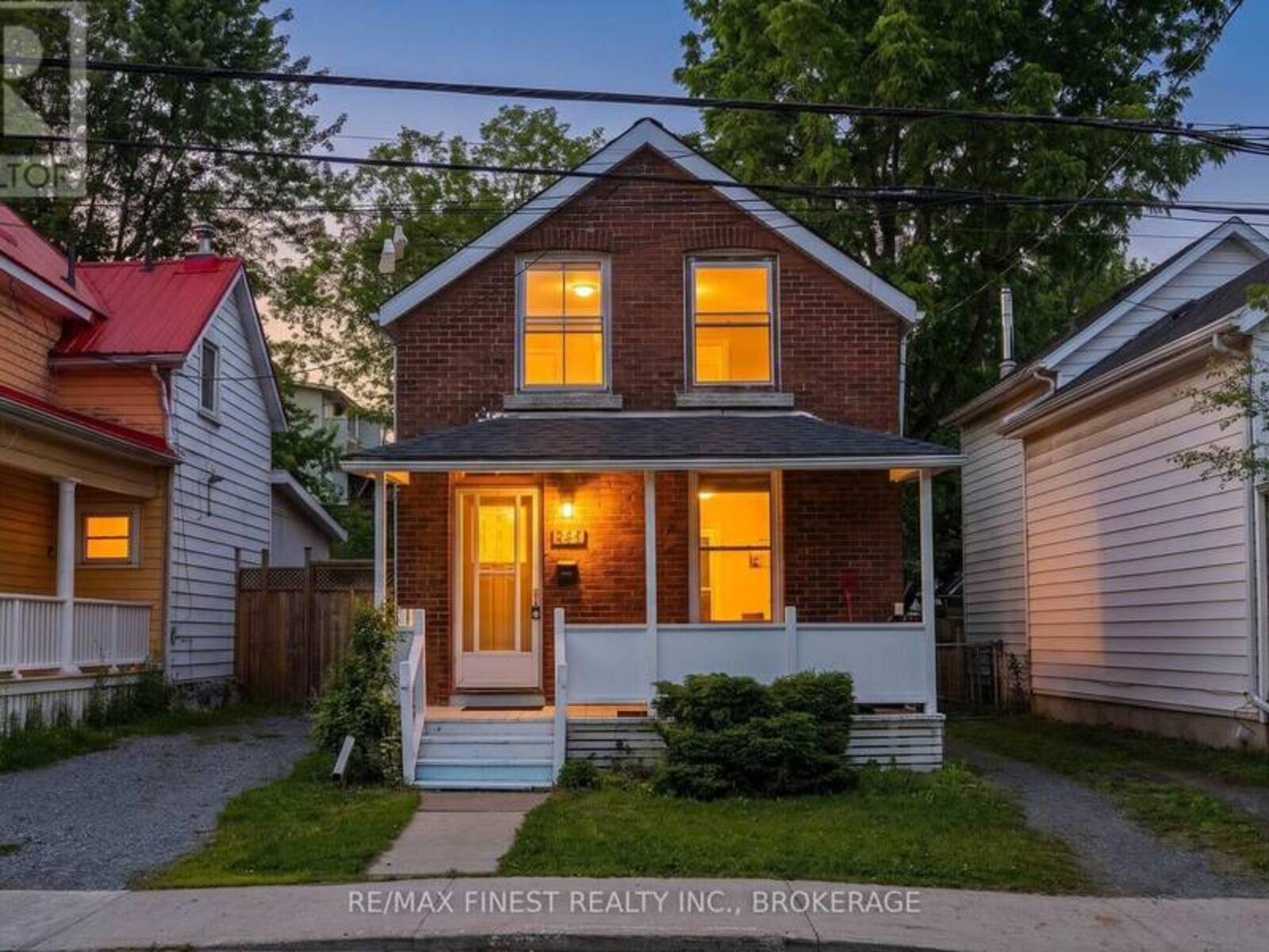 445 ALBERT STREET, Kingston, Ontario K7L 3W4
