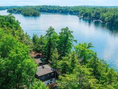 973 FOSTER BAY LANE Leeds and the Thousand Islands Ontario, K0E 1B0