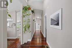 27 RIVERSIDE DRIVE | Kingston Ontario | Slide Image Eight