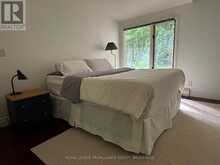 27 RIVERSIDE DRIVE | Kingston Ontario | Slide Image Nineteen