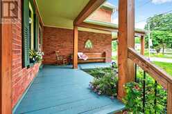15 RIDEAU STREET | Westport Ontario | Slide Image Thirteen