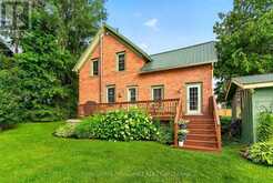 15 RIDEAU STREET | Westport Ontario | Slide Image Five
