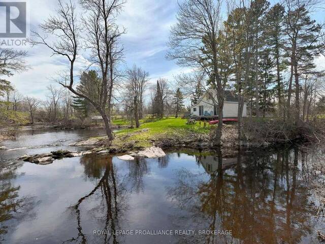 5954 FIRST LAKE ROAD South Frontenac Ontario, K0H 2W0 - 2 Bedrooms Waterfront Home For sale