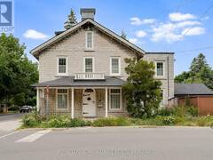2 ALWINGTON AVENUE Kingston Ontario, K7L 4R3