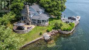 121 TREMONT PARK ISLAND | Leeds and the Thousand Islands Ontario | Slide Image One