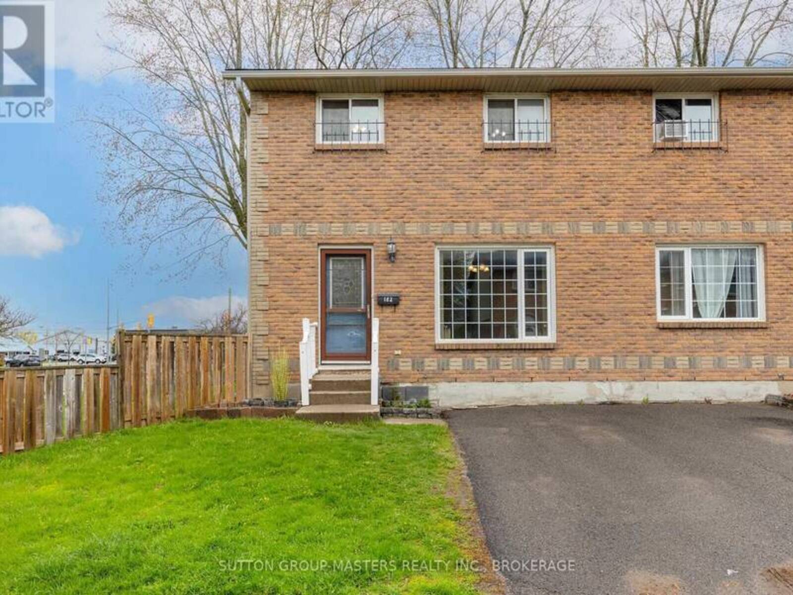 182 ROSEMUND CRESCENT, Kingston, Ontario K7M 6Z1
