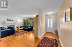 5 WATTS CRESCENT | Kingston Ontario | Slide Image Four