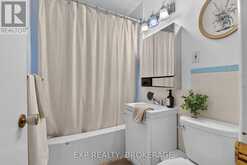 11 PEMBER PLACE | Kingston Ontario | Slide Image Seventeen