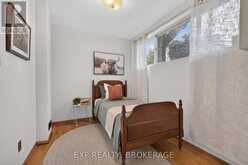 11 PEMBER PLACE | Kingston Ontario | Slide Image Twenty-five