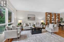 11 PEMBER PLACE | Kingston Ontario | Slide Image Six