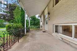 11 PEMBER PLACE | Kingston Ontario | Slide Image Four