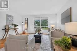 11 PEMBER PLACE | Kingston Ontario | Slide Image Seven