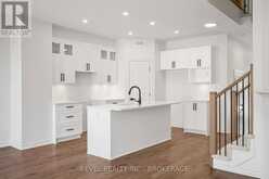 332 DOCKSIDE DRIVE | Kingston Ontario | Slide Image Six