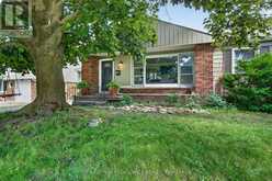 27 ELIZABETH AVENUE | Kingston Ontario | Slide Image Two