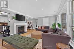 27 ELIZABETH AVENUE | Kingston Ontario | Slide Image Four