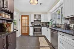 27 ELIZABETH AVENUE | Kingston Ontario | Slide Image Nine