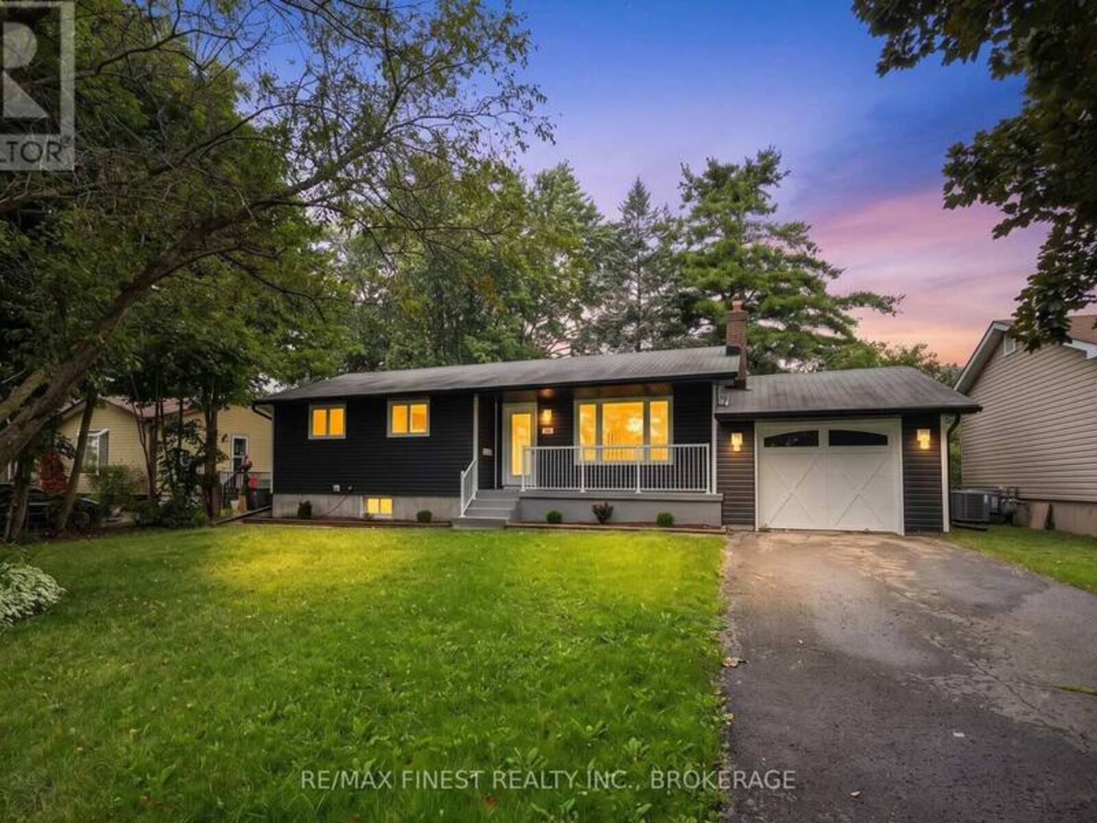 687 WILLIS STREET, Kingston, Ontario K7M 6J5