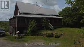 1146 FOURTH LAKE ROAD | Central Frontenac Ontario | Slide Image Four
