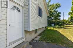 30 WOODSTONE CRESCENT | Kingston Ontario | Slide Image Six