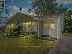 30 WOODSTONE CRESCENT Kingston Ontario, K7M 6K9