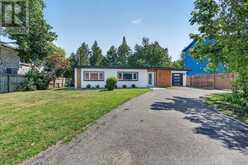 843 WOODBINE ROAD | Kingston Ontario | Slide Image Three