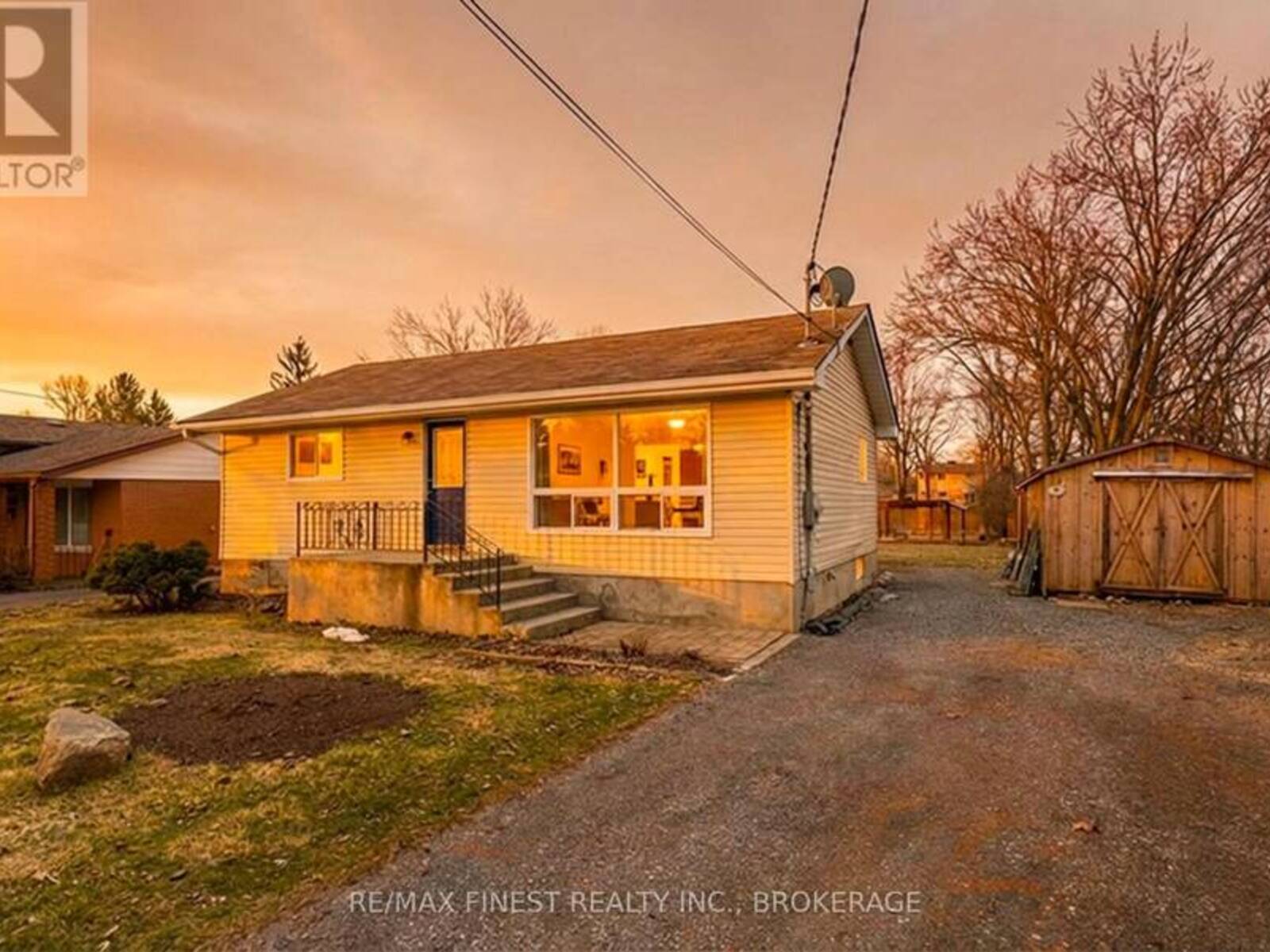 3007 PRINCESS STREET, Kingston, Ontario K7L 4V2